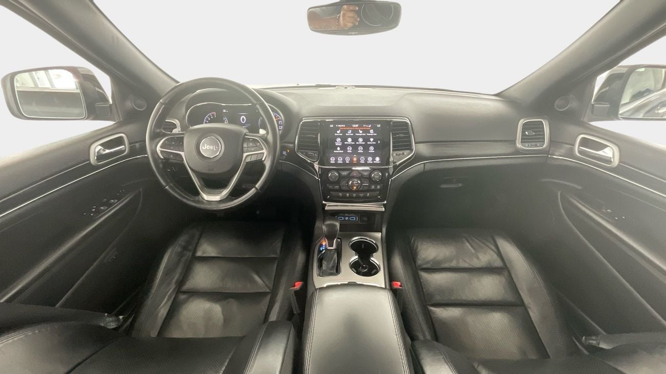 جيب جراند شيروكي Limited | شامل الضمان | 0 ﺪﻔﻋﺓ ﺃﻮﻟﻯ