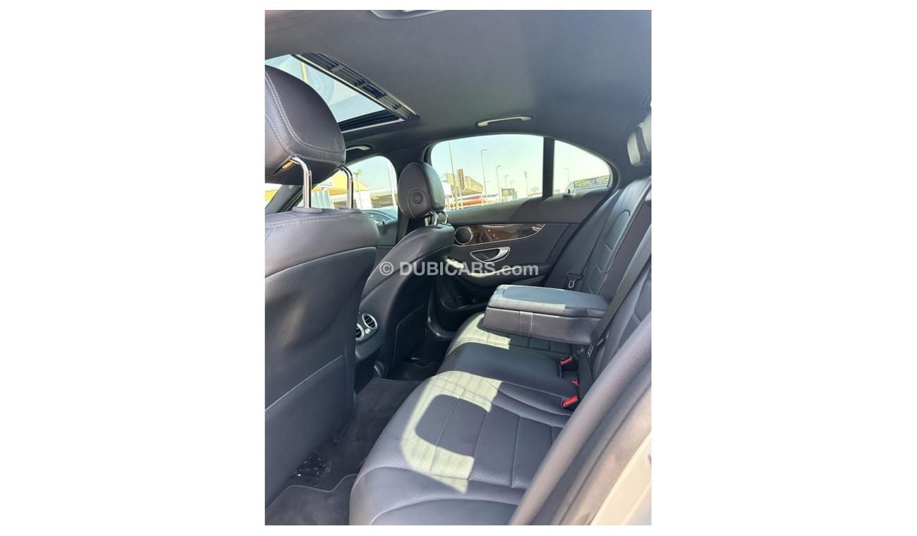 Mercedes-Benz C 300 Luxury
