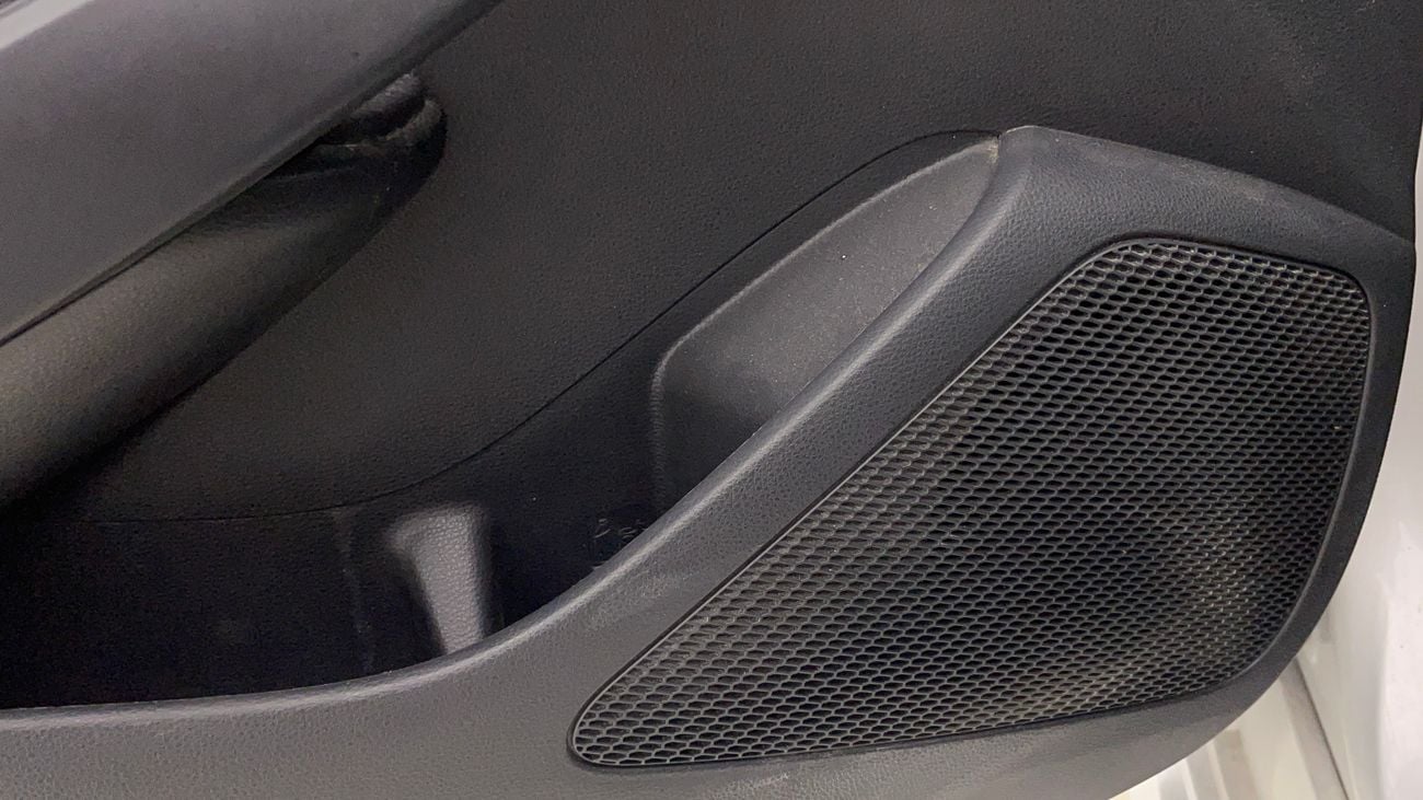 تويوتا كورولا XLI 1.6 | بدون دفعة مقدمة | اختبار القيادة في المنزل