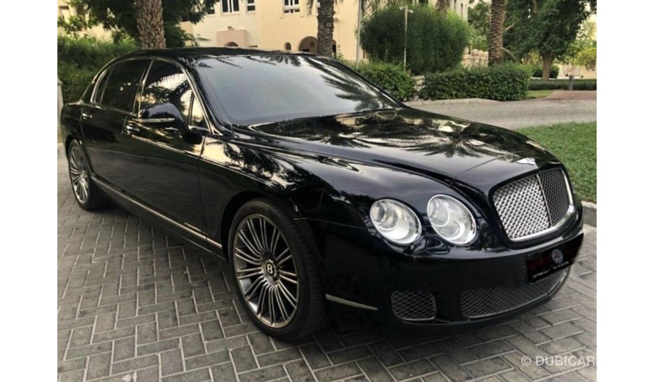 Bentley Continental Flying Spur = DROP PRICE OFFER = FREE REGISTRATION WITH WARRANTY - GCC SPECS -