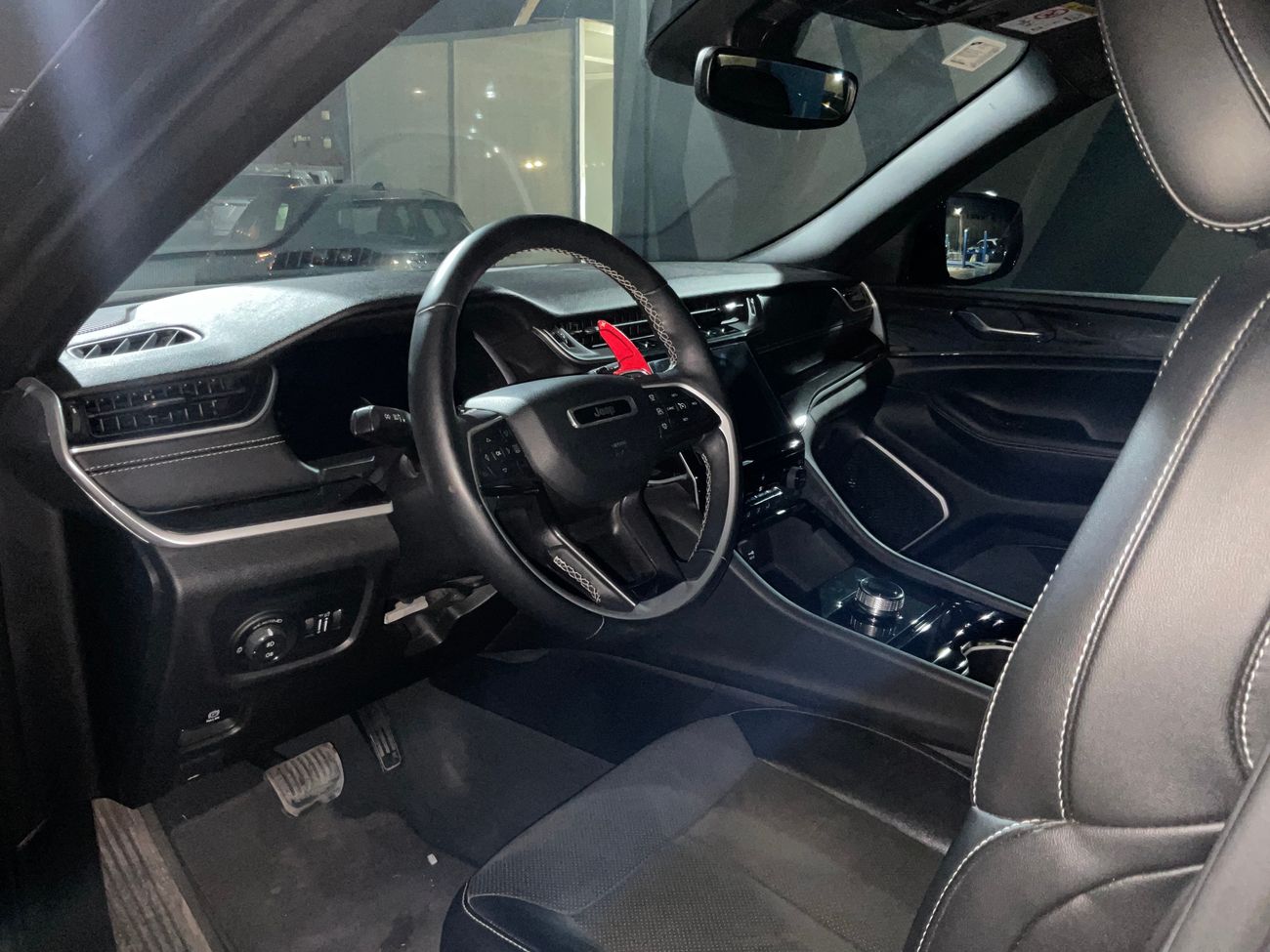 جيب شيروكي Altitude | شامل الضمان | 0 ﺪﻔﻋﺓ ﺃﻮﻟﻯ