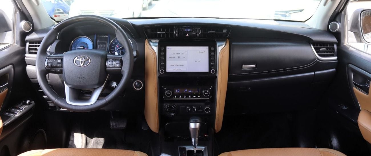 Toyota Fortuner VXR ACCIDENTS FREE - GCC - VXR - FULL OPTION - V6 - 4000 CC - PERFECT CONDITION INSIDE OUT