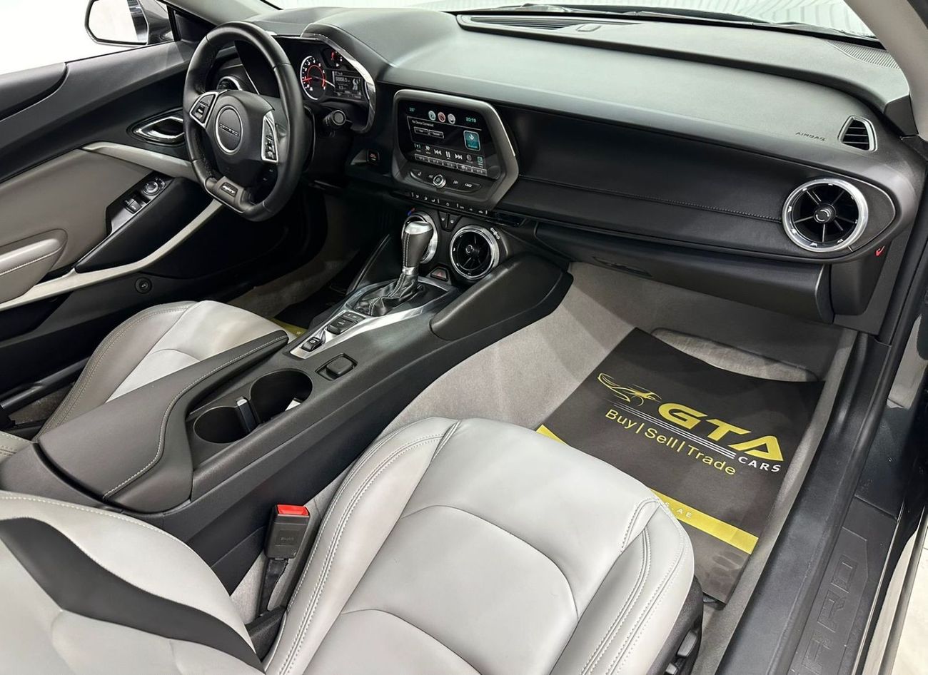 Chevrolet Camaro LT2 2017 Chevrolet Camaro RS, Warranty, Service History, Low Kms, GCC