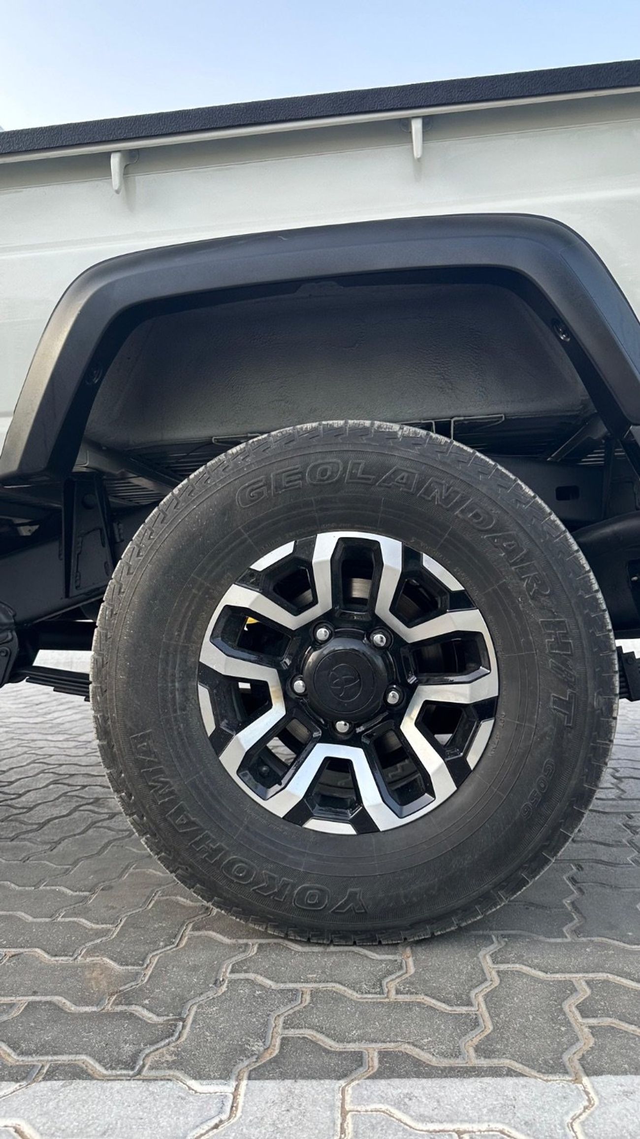 Toyota Land Cruiser 79 series with Current Shape