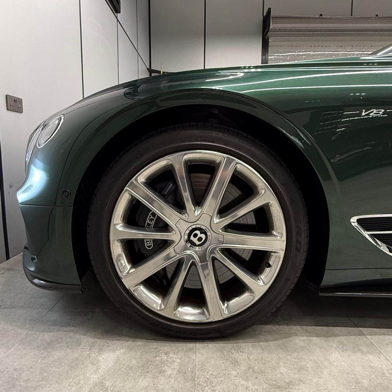Bentley Continental GT 4.0T V8 | GCC Specs | Full Service History | Under Dealer Warranty
