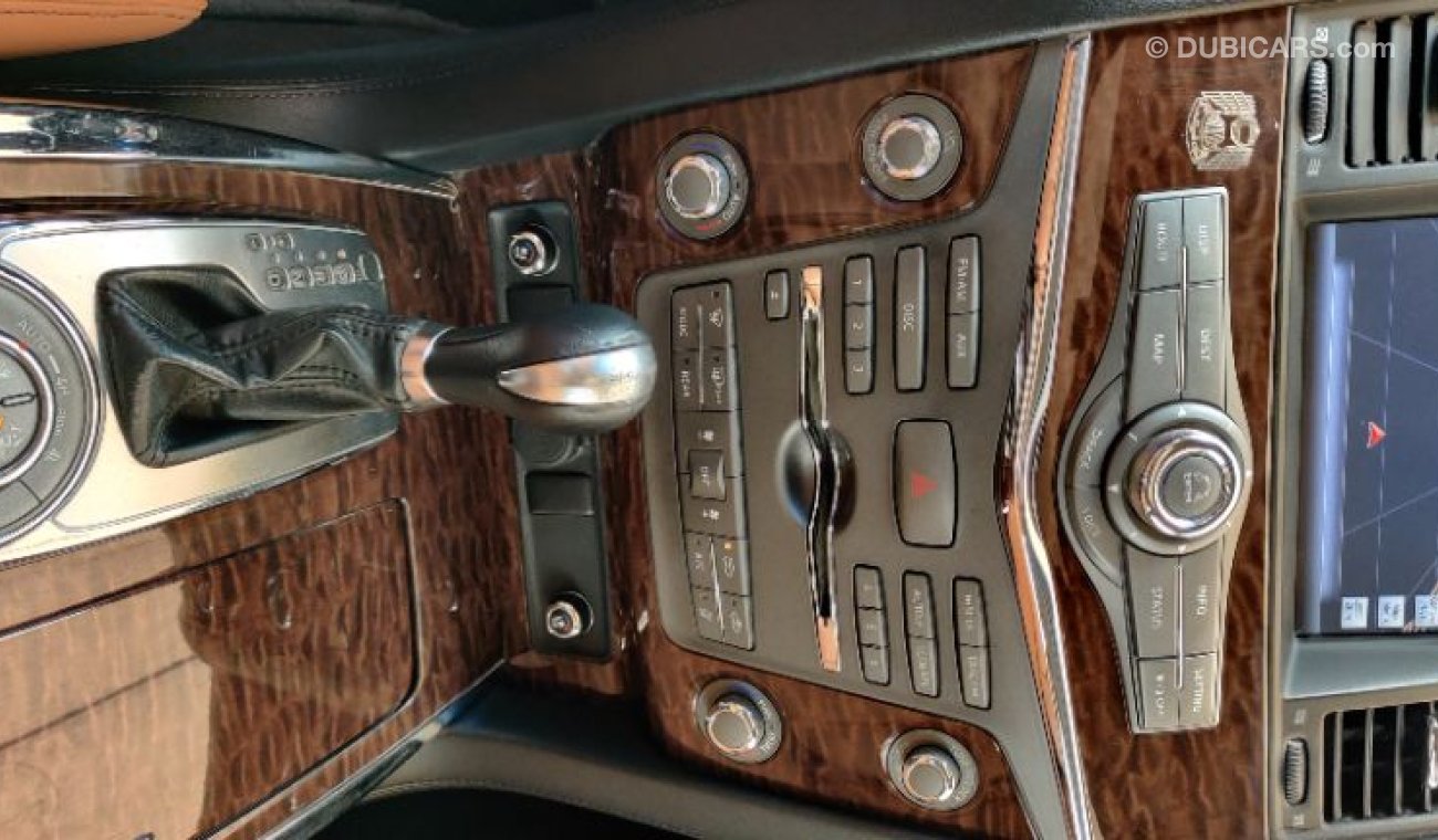 Nissan Patrol 2010 model Full options  Gulf specs