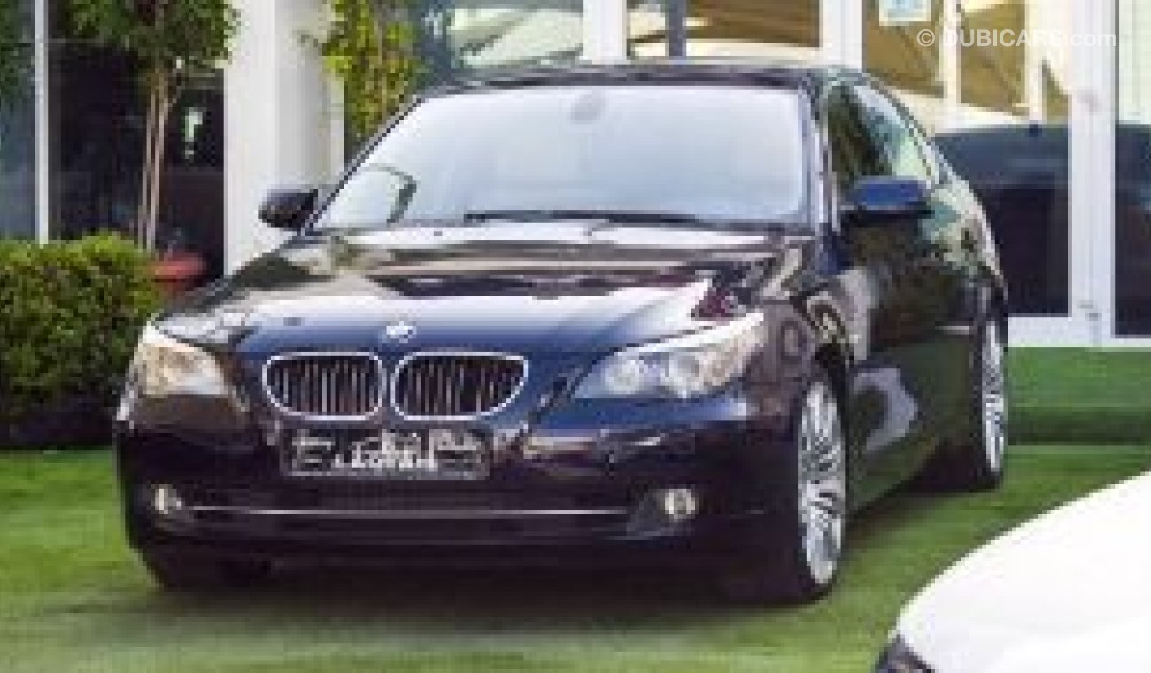 BMW 530i Gulf model 2008 blue530I color inside beige number one leather hatch installed in excellenn