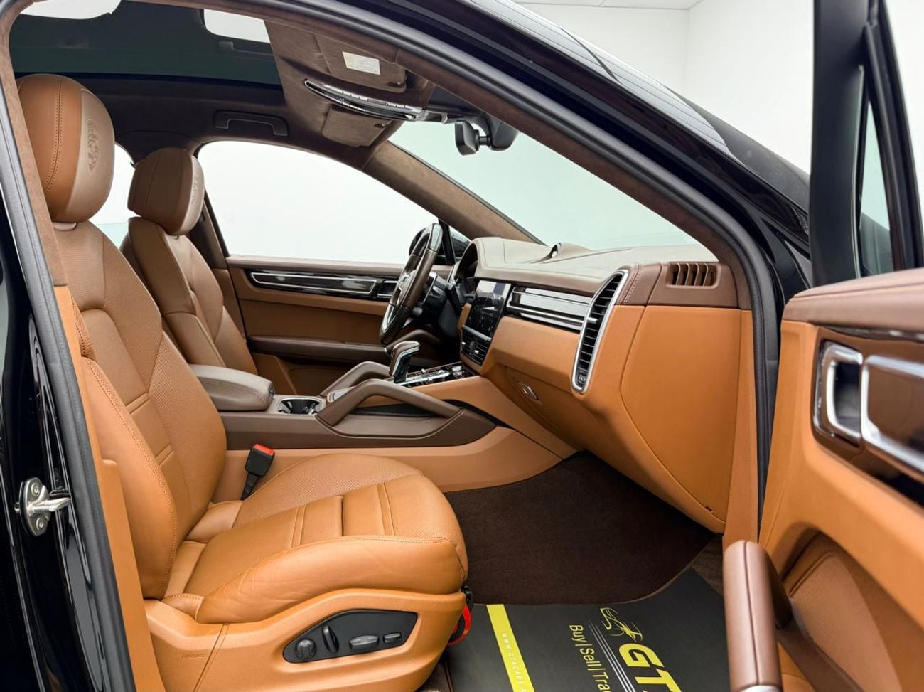 بورش كايان 2023 Porsche Cayenne Coupe GTS, Warranty, Sport Chrono Package, Excellent Condition, GCC