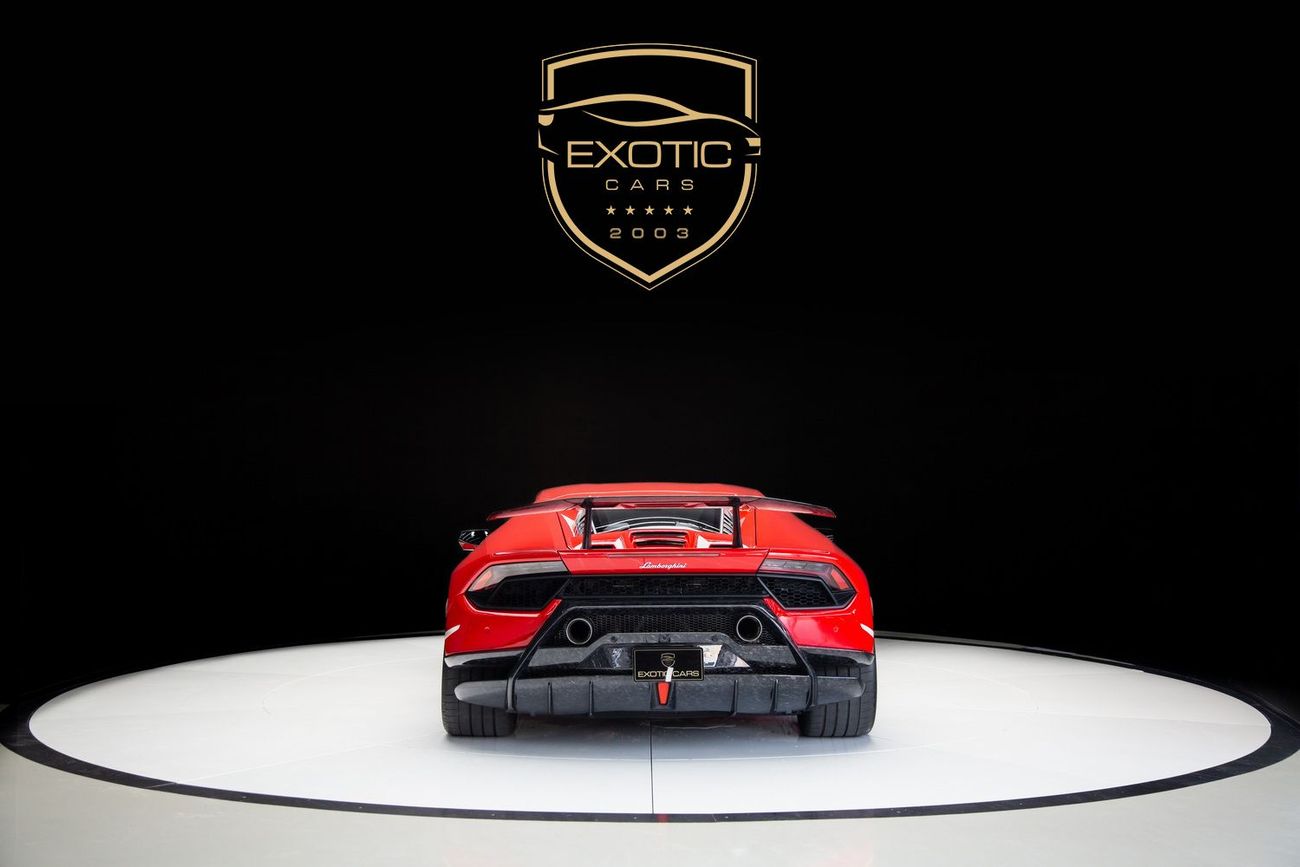 لامبورغيني هوراكان PERFORMANTE