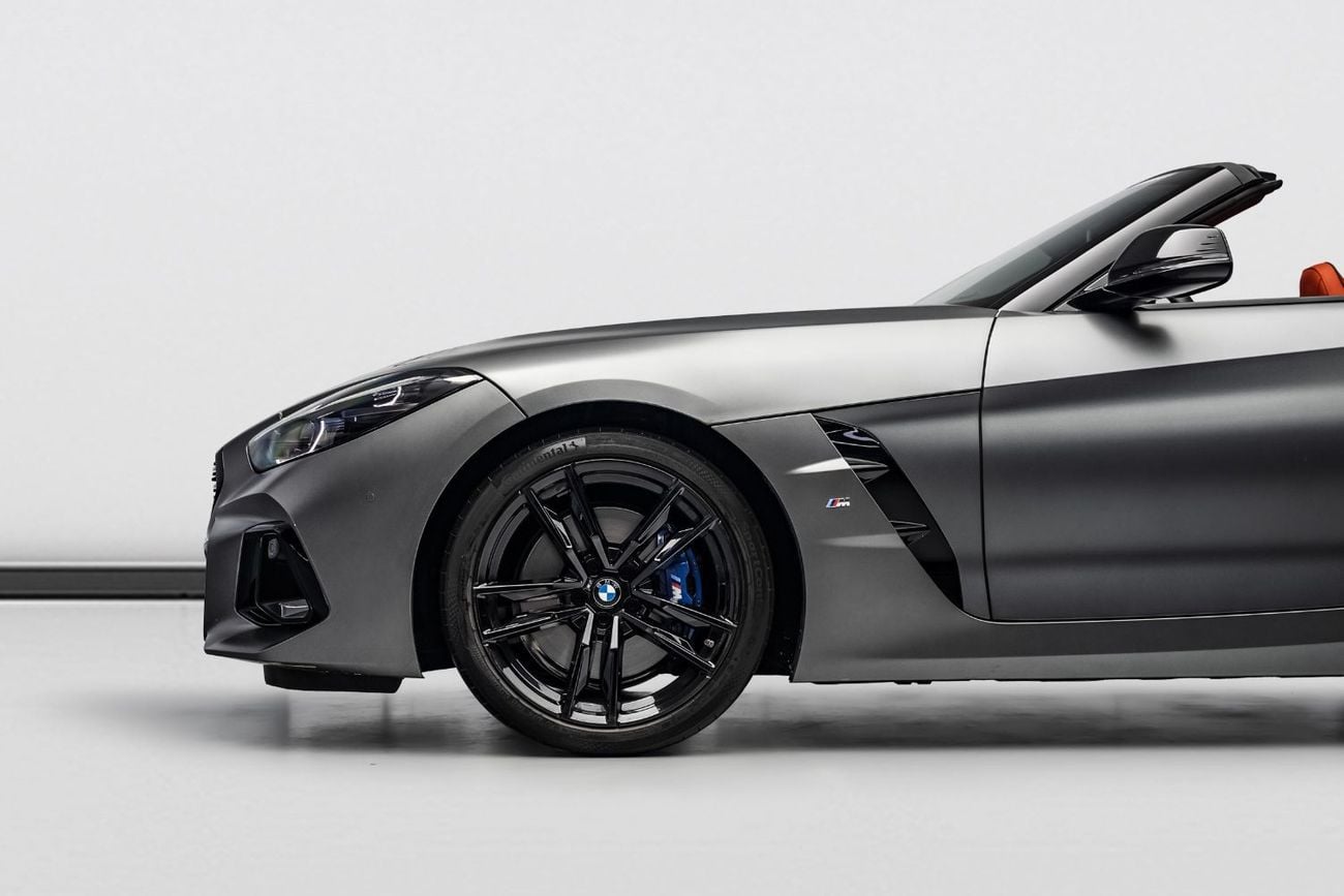 BMW Z4 BUY NOW, PAY 2027 | THE BLACKLINE STANDARD |  2030 Warranty + Service, GCC, Low KM's