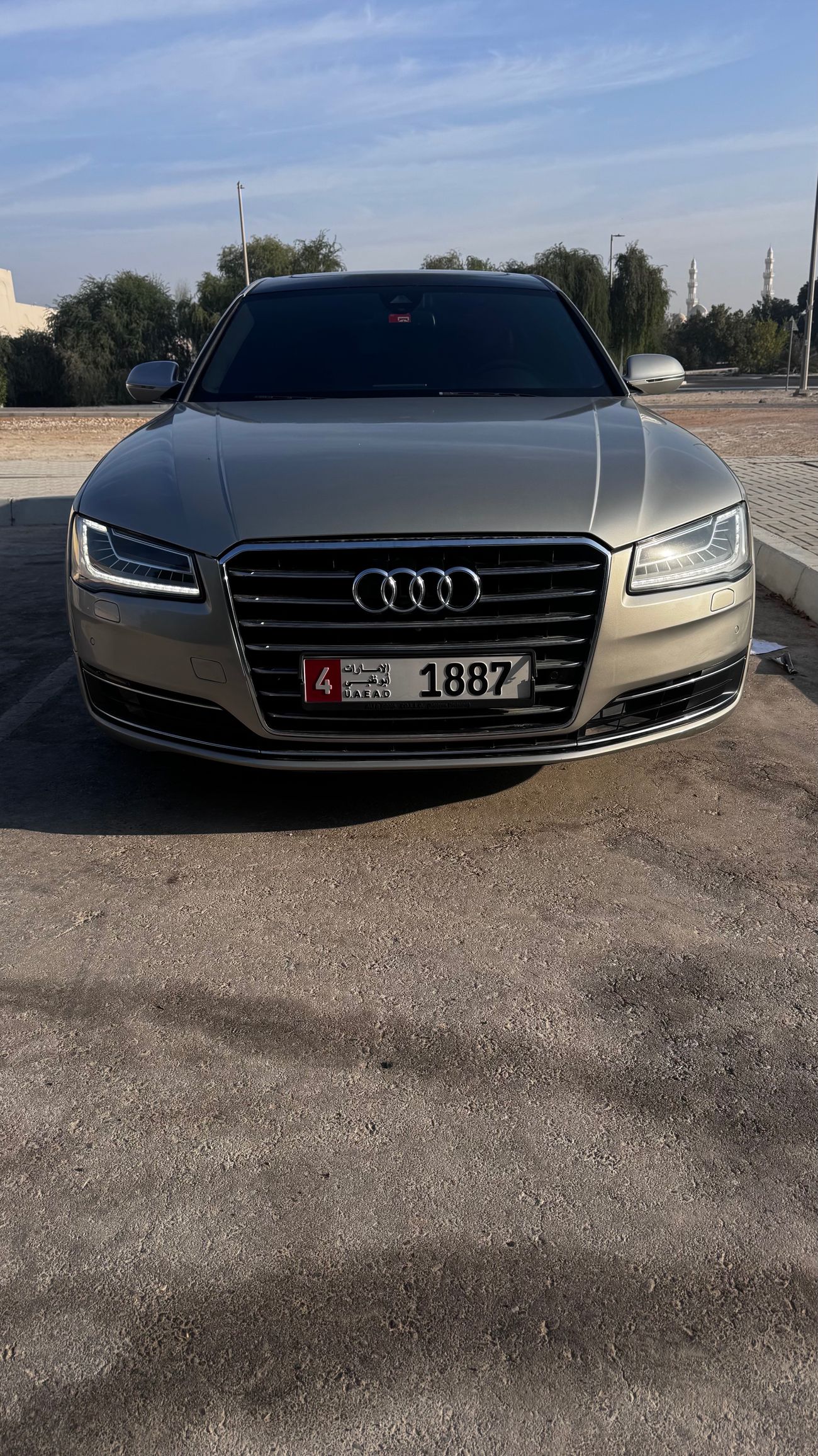Audi A8 L 50 TFSI quattro 3.0L