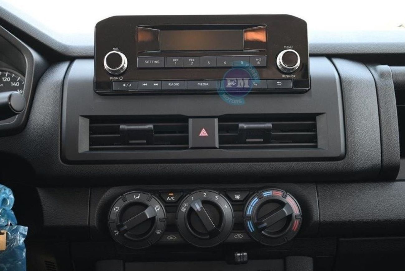 Mitsubishi L200 Double Cab GL 2.4L Petrol 4WD Manual