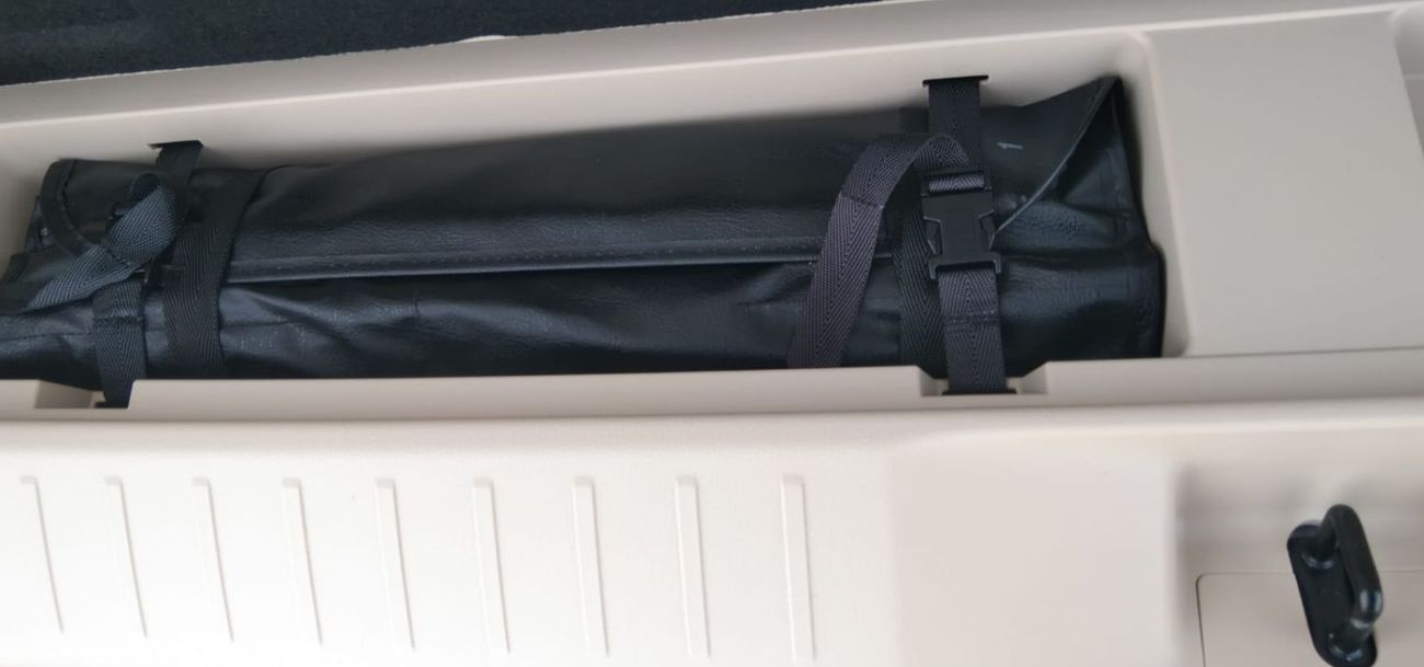 تويوتا لاند كروزر Rhd zx petrol Auto Right-Hand drive Brand-new full options