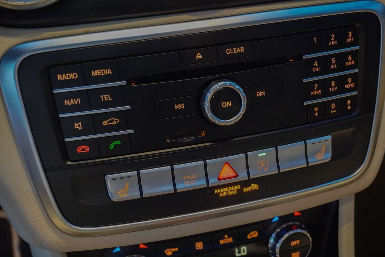 Mercedes-Benz CLA 250 4MATIC