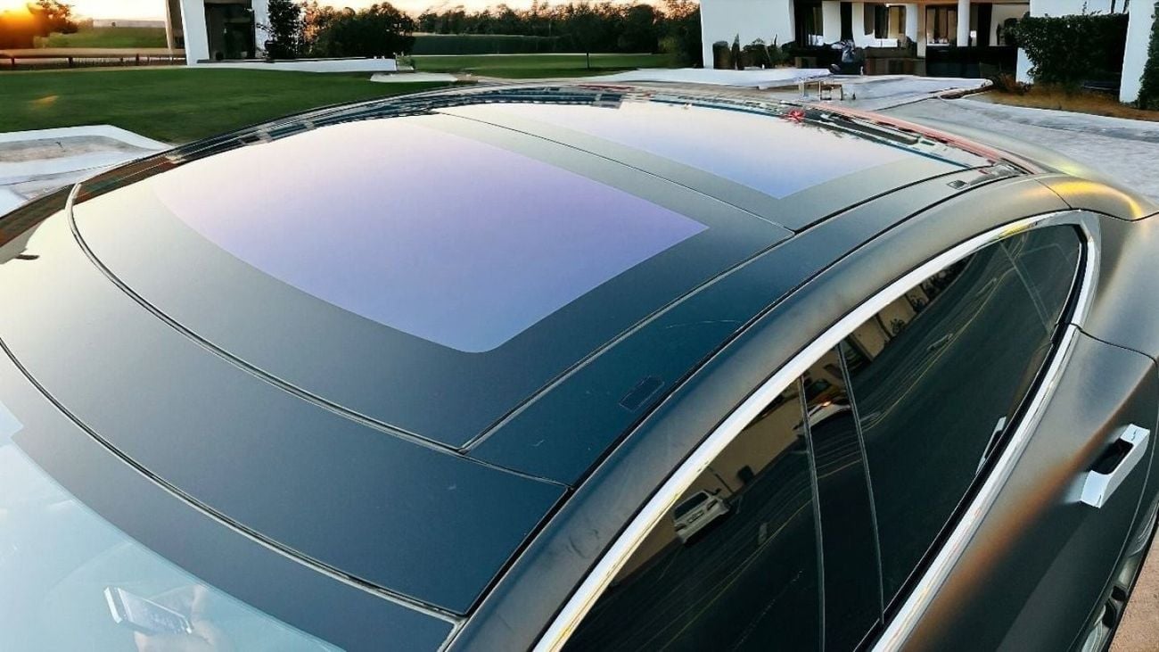 تسلا Model S تيسلا موديل S P85D 2015 | دول مجلس التعاون الخليجي | محرك مزدوج | فش | العديد من الإضافات