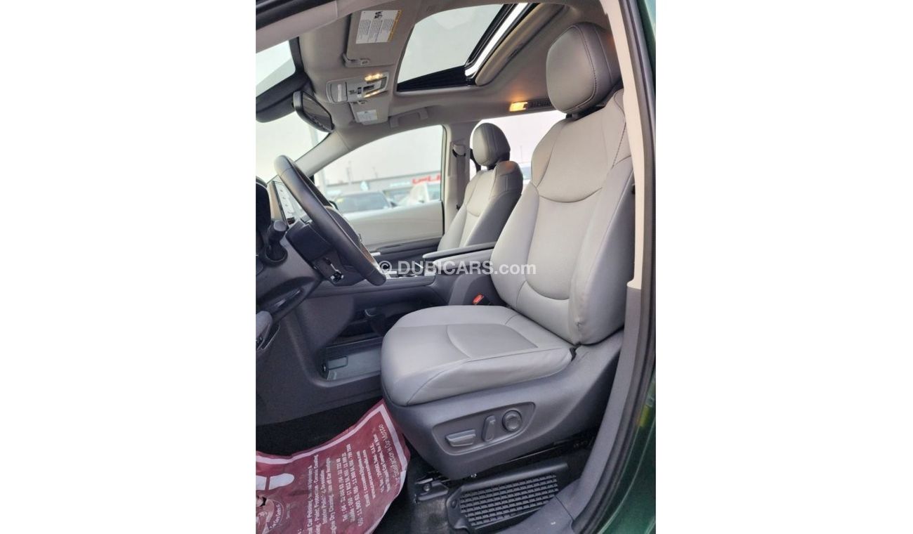 Toyota Sienna Toyota Sienna XLE Hybrid Green Full Option