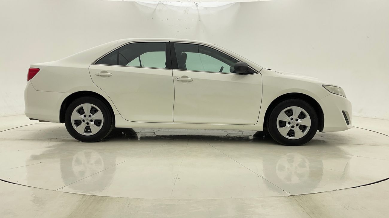 تويوتا كامري S 2.5 | بدون دفعة مقدمة | اختبار القيادة في المنزل