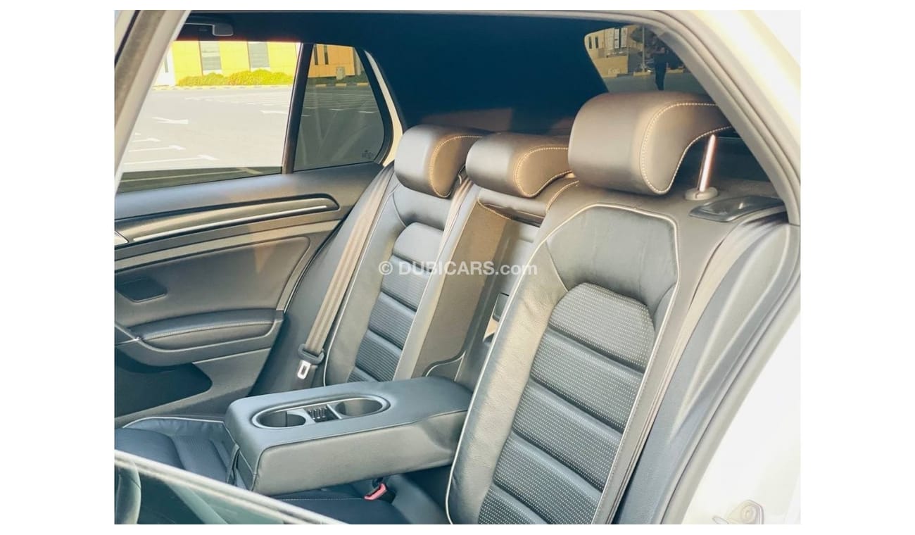 فولكس واجن جولف VOLKSWAGEN GOLF R MODEL 2018 GCC SPACE FREE PAINT FREE ACCEDENT