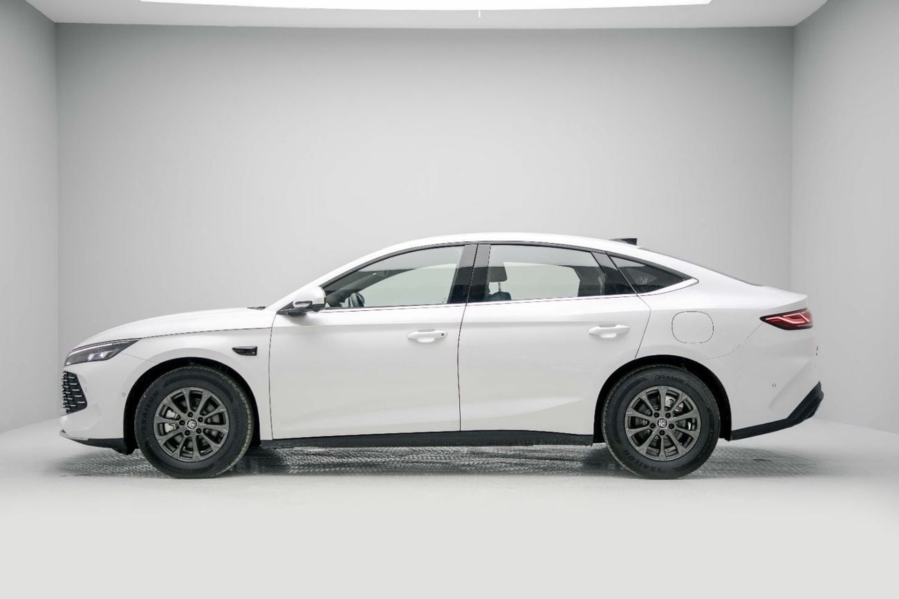 بي واي دي كين ال دي ام-اي Leading Version 1.5L - White Inside Grey | Export Only