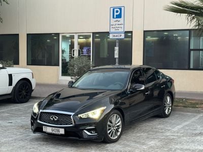 Infiniti Q50 Luxe 3.0L