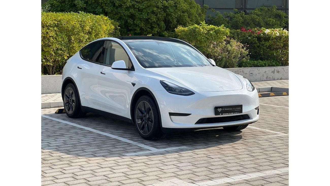 New Tesla Model Y Auto Pilot 2023 GCC Zero Km Under Warranty 2023 for