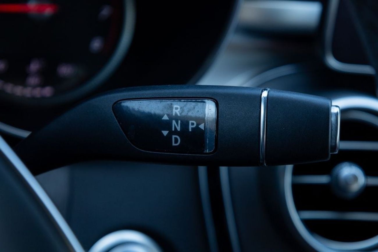 Mercedes-Benz C 200 Mercedes-Benz C200 2018 GCC under Warranty with Flexible Down-Payment.