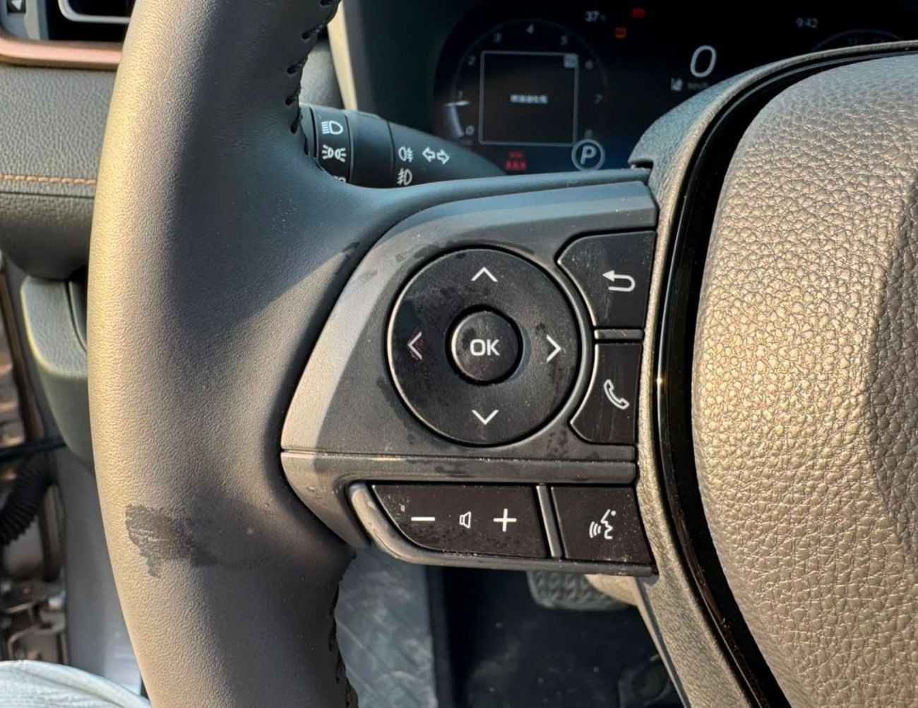 تويوتا وايلدلاندر LUXURY || 2.0L PETROL V4 || RADAR / PANORAMIC ROOF / 360*CAMERA (CODE#WLPL)