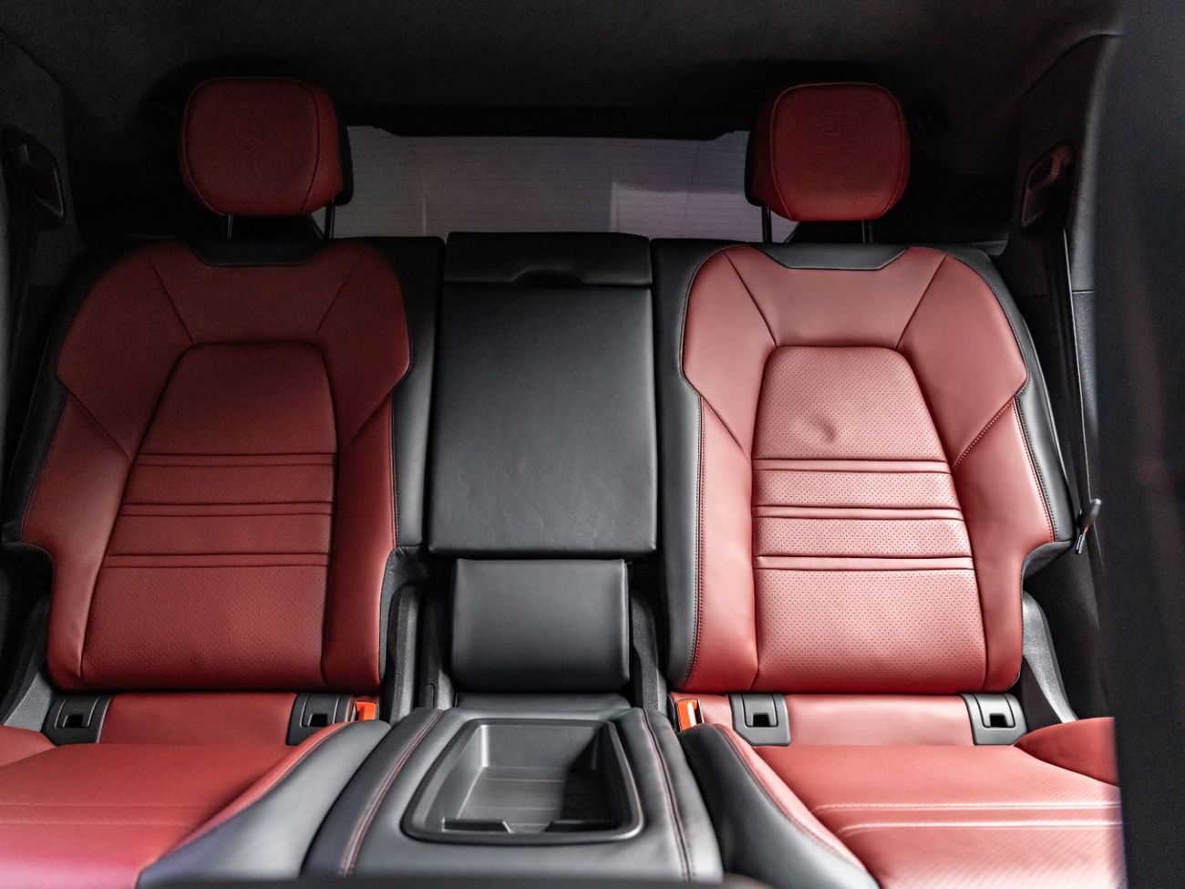 Porsche Cayenne TURBO GT BUY NOW, PAY 2027 | THE BLACKLINE STANDARD | 2027 Porsche Warranty, Low KMs, GCC