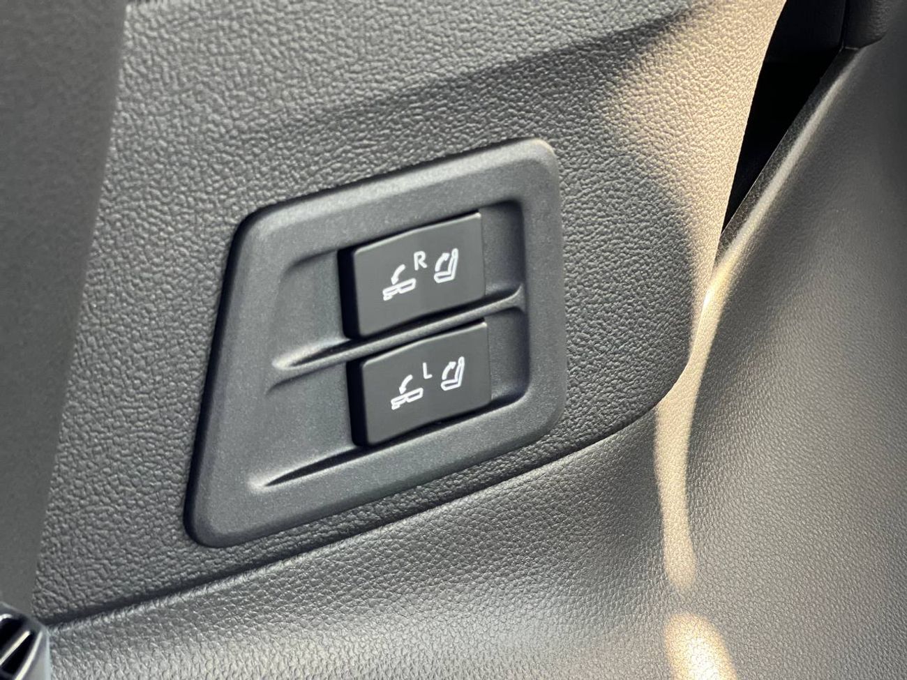 تويوتا لاند كروزر VXR 3.5L PTR A/T // 2025 // FULL OPTION WITH KIT , RADAR & 360 CAMERA , HEAD UP DISPLAY // SPECIAL O