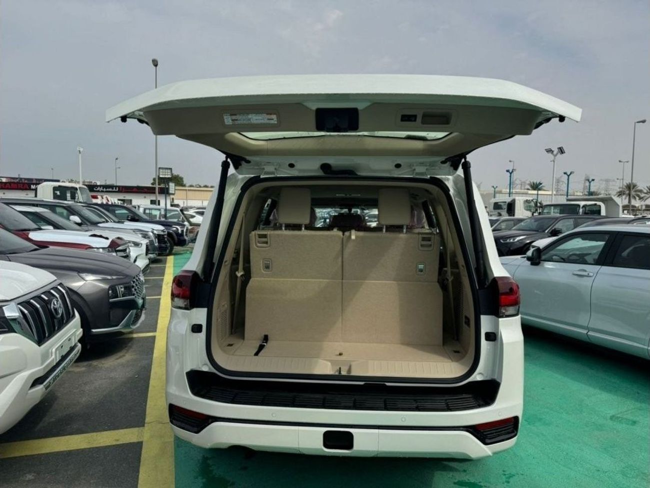 Toyota Land Cruiser GXR 4.0L PETROL 2023 GCC