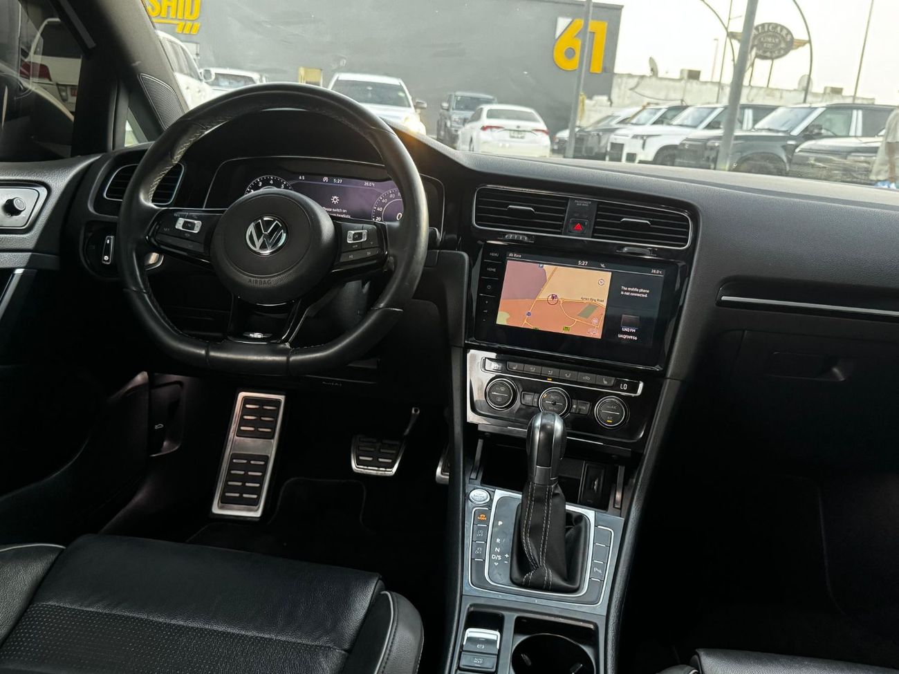 Volkswagen Golf R Base 2.0T