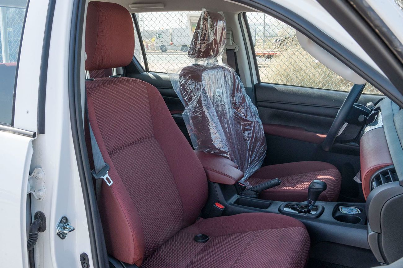 Toyota Hilux 2026 Toyota Hilux DLX 2.4 Diesel AT