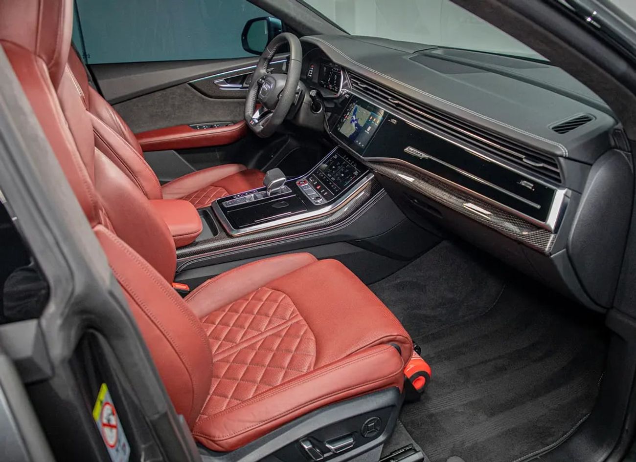 أودي SQ8 4.0 TFSI quattro (507 HP)