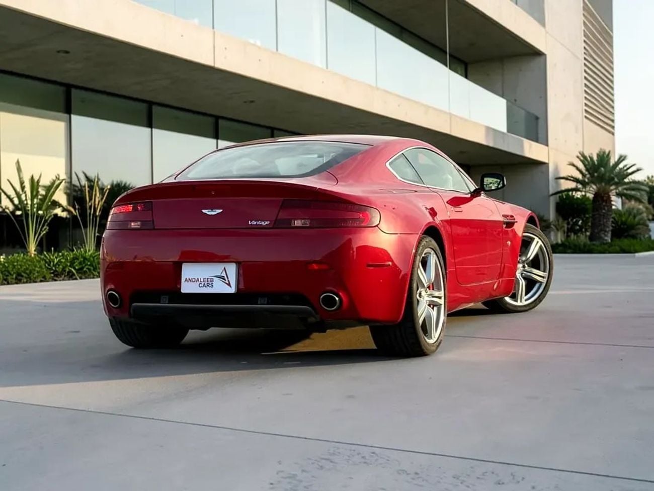 أستون مارتن فانتيج EID SALE | 1 YEAR FREE WARRANTY |  ASTON MARTIN VANTAGE | 4.7L V8 | 2009 | GCC SPECS