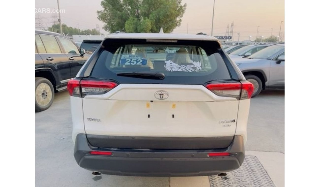 تويوتا راف ٤ Toyota RAV4 2.0L XLE 4x4 AT