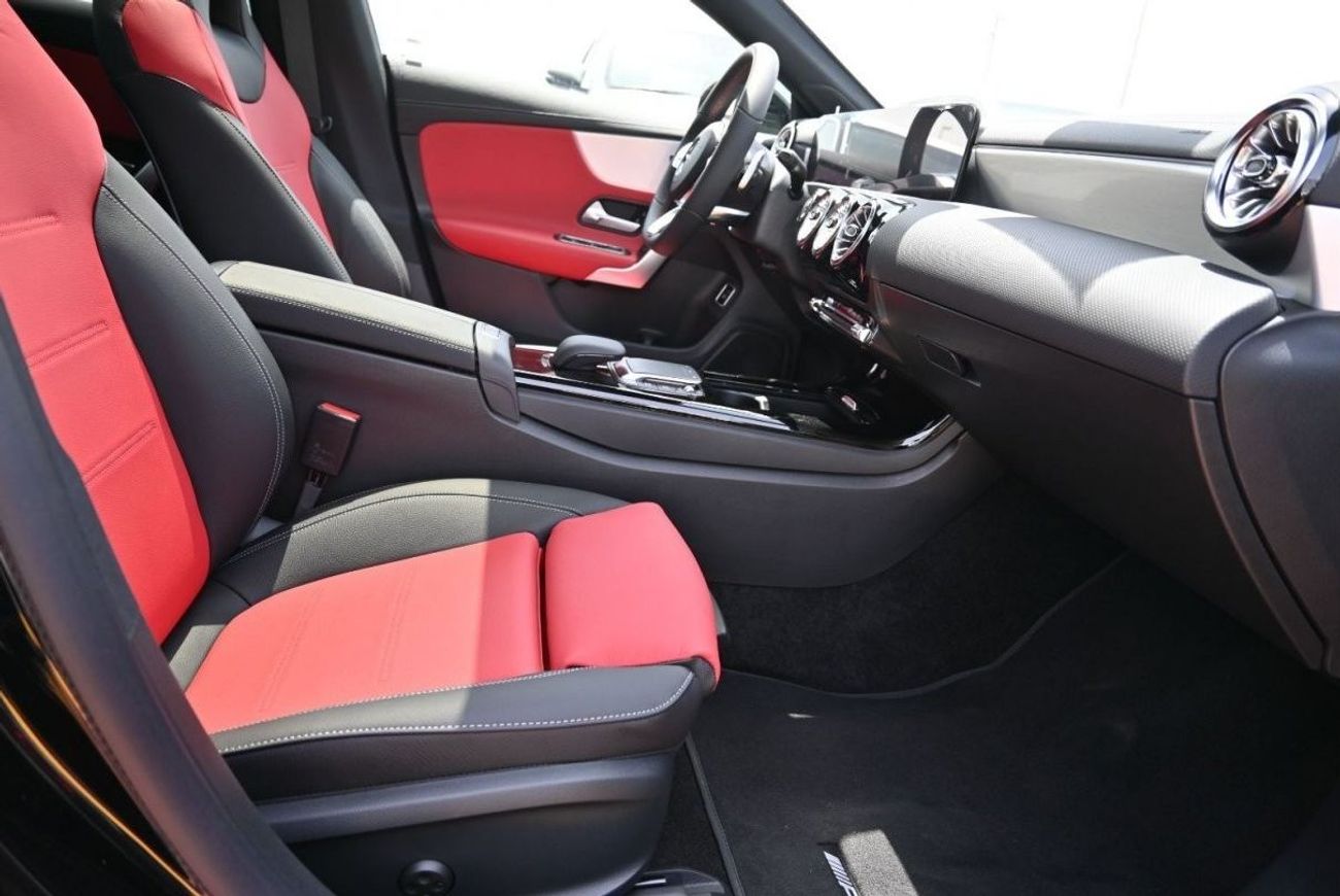 Mercedes-Benz CLA 200 Mercedes-Benz CLA 200 1.4L Turbo Petrol, FWD, 4 Doors, Radar, 360 Camera, Cruise Control, Front Elec