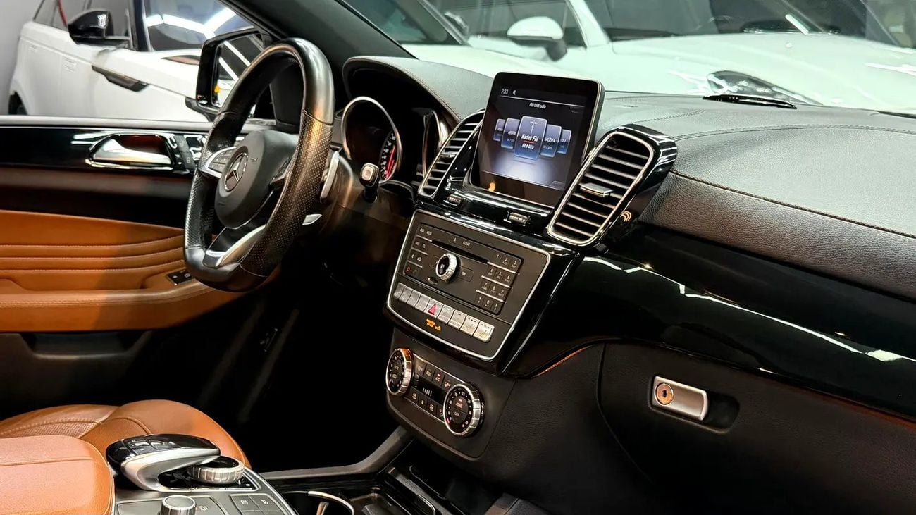 مرسيدس بنز GLE 43 AMG 4MATIC+ 3.0L
