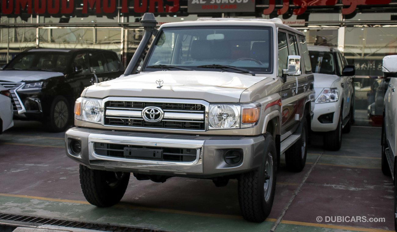Toyota Land Cruiser LX V6