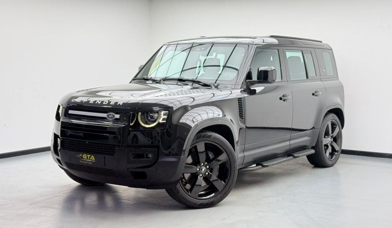 Land Rover Defender 2024 Land Rover Defender 110 HSE P400, 2029 LR Warranty + Service Pack, Low Km, Fully Loaded, GCC