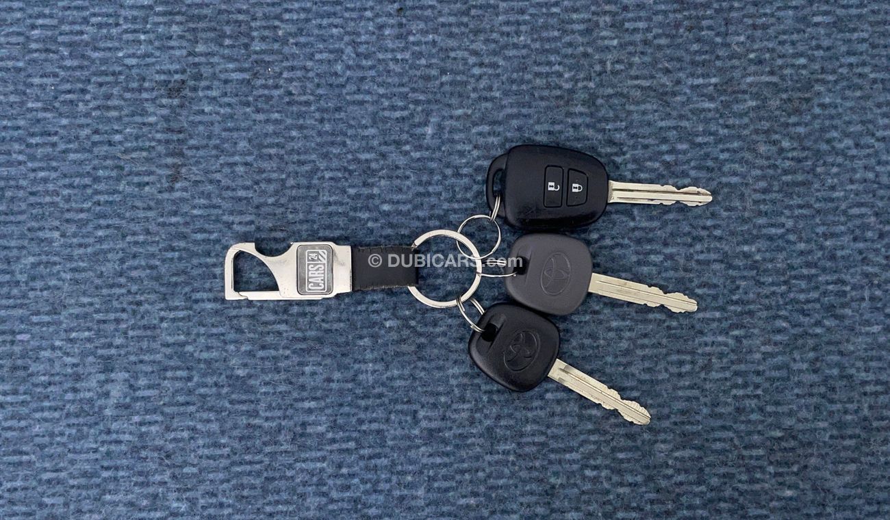 تويوتا يارس SE 1.3 | +مع الضمان | كمان تم فحص ١٥٠