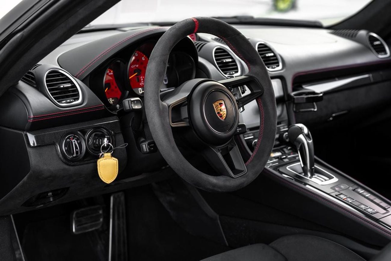 Porsche 718 Cayman 718 Cayman GT4