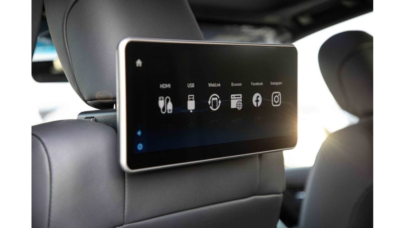 Toyota Land Cruiser 2023 Toyota Land Cruiser 4.0 GXR High - White Pearl inside Black | Export Only