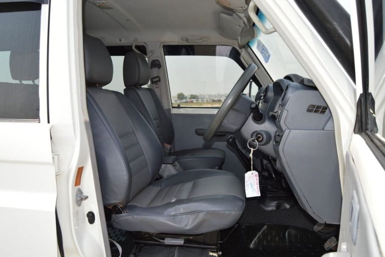 Toyota Land Cruiser 70 Clean Car