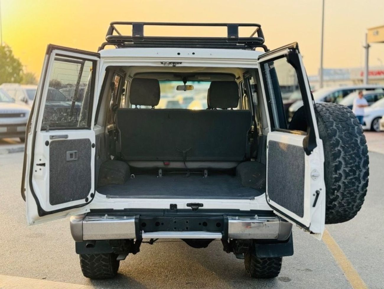 تويوتا لاند كروزر 70 Toyota Land Cruiser hardtop