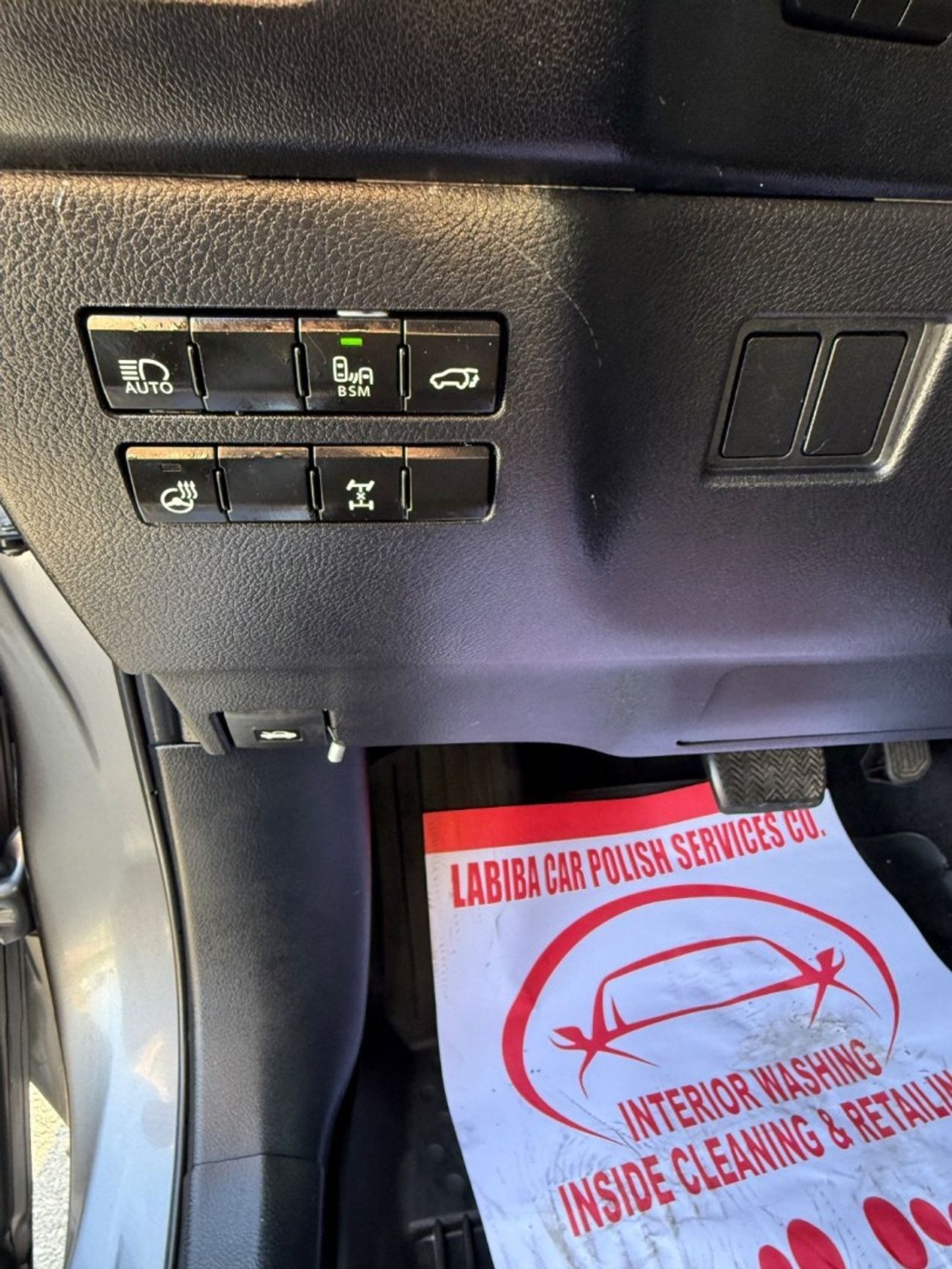 Lexus NX300 Platinum 2.0L