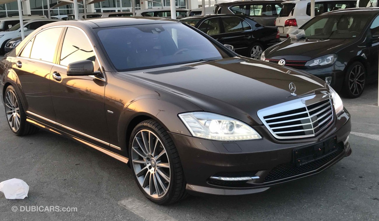 Mercedes-Benz S 500 مارسيدس S500 موديل2012 خليجي لا تعاني من اي مشاكل