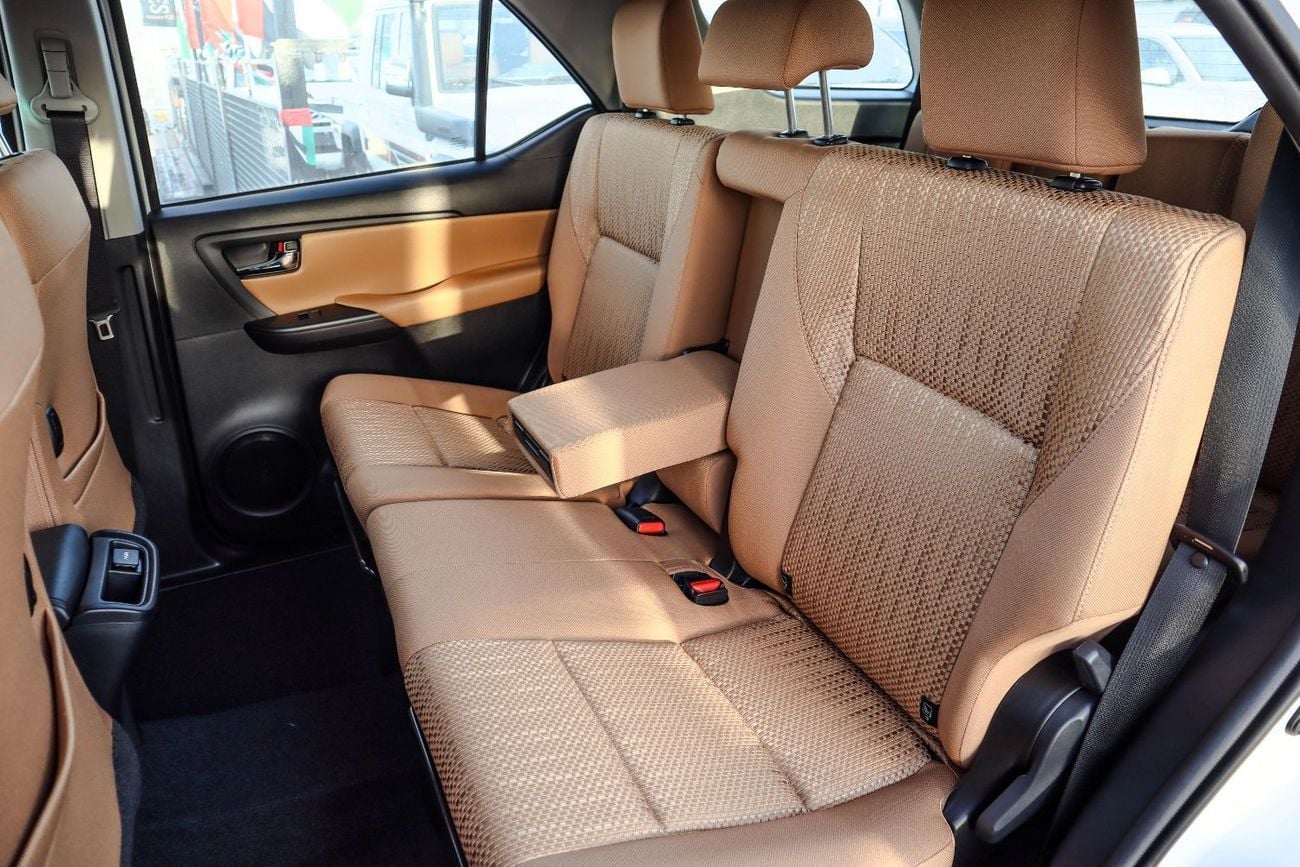 Toyota Fortuner EXR 2.7L (160 HP)  Toyota Fortuner (TGN156) – 2.7L Petrol – SR5 – 4WD – White – 2025 Model