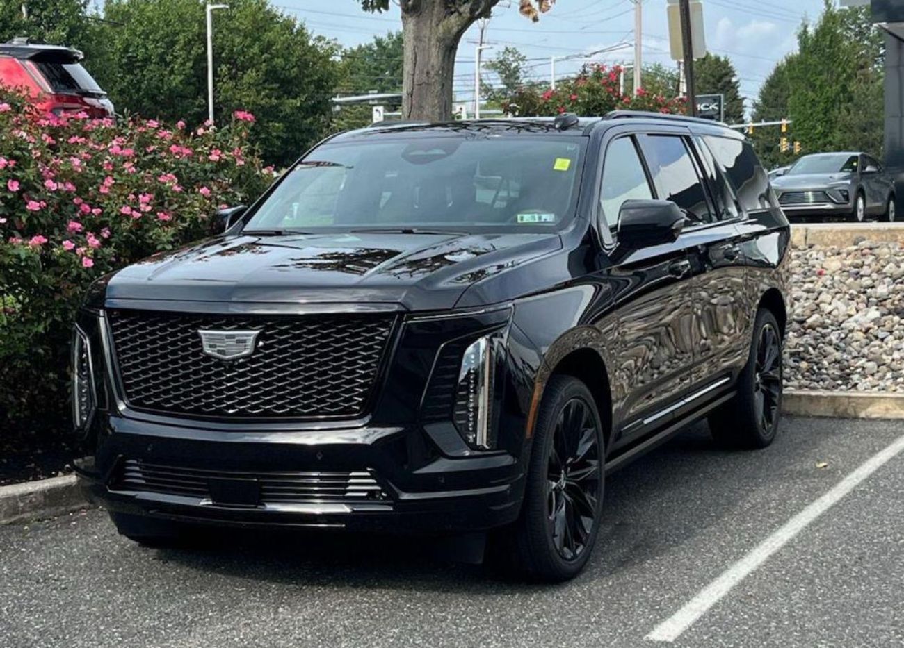 كاديلاك إسكالاد Cadillac Escalade ESV Sport Platinum -  Long