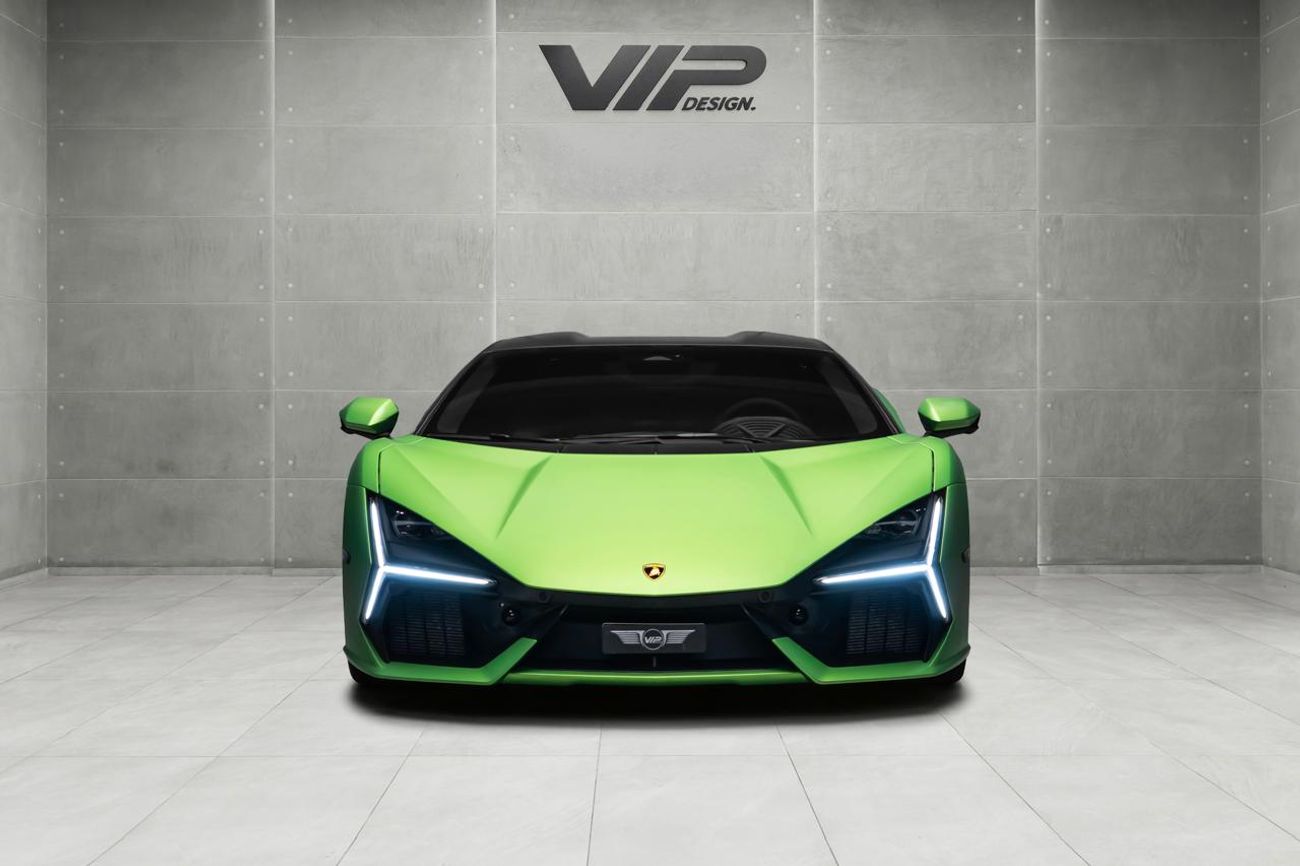 لامبورغيني ريفويلتو 6.5L V12 Hybrid