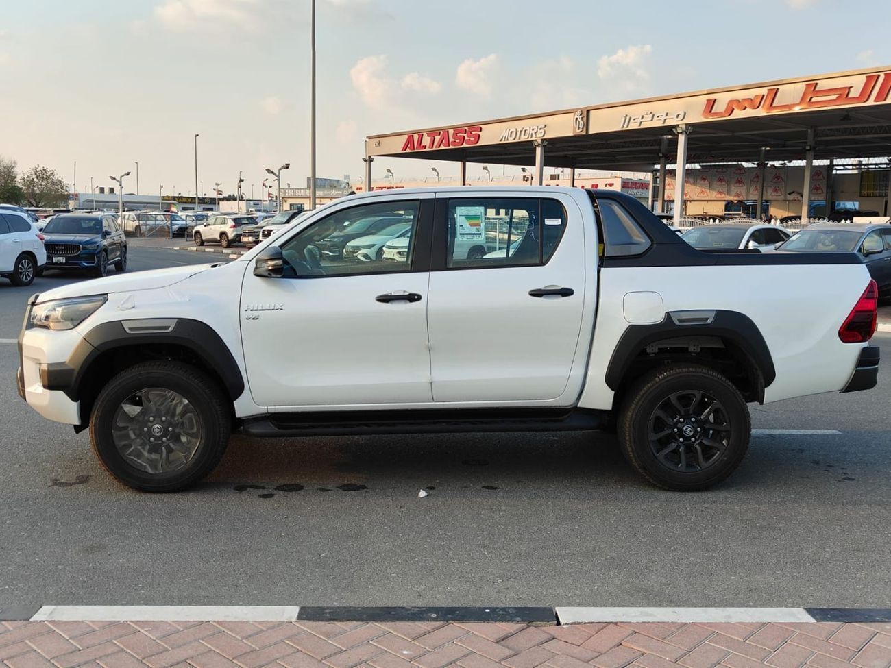 Toyota Hilux Toyota Hilux Adventure 4.0L V6 Automatic Transmission 4WD 2025